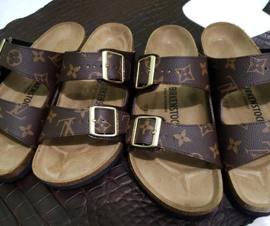 L VEE Birkies
