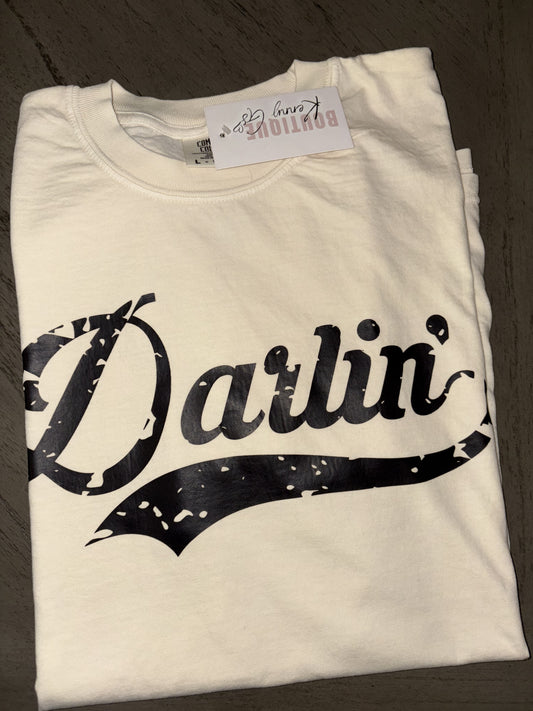 Darlin Tee